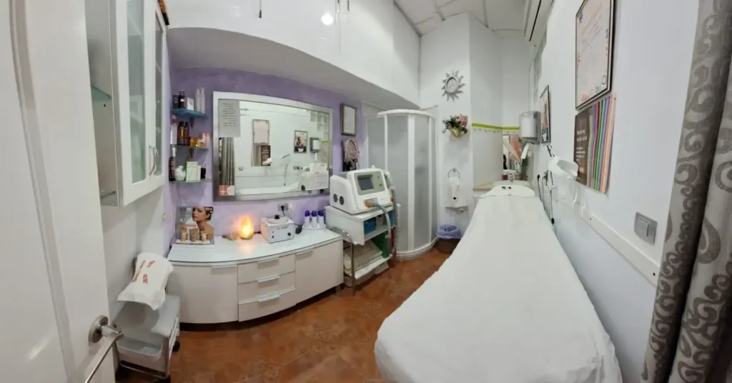 Nuestras instalaciones. Centro de Peluquería y Estética Cristina Cazorla