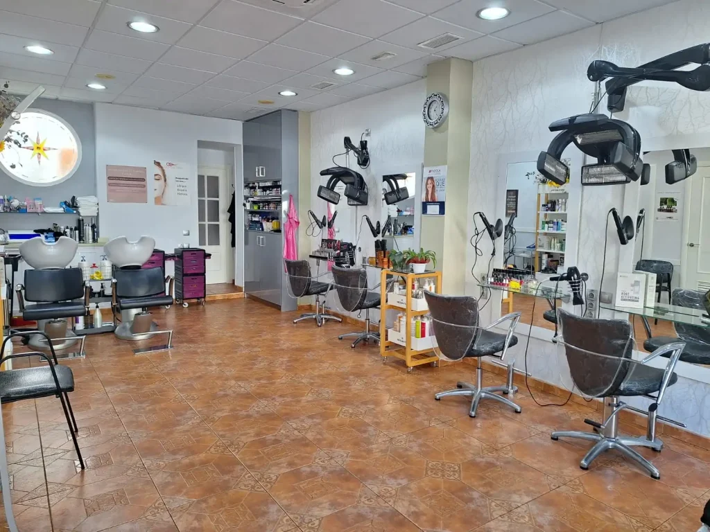 Nuestras instalaciones. Centro de Peluquería y Estética Cristina Cazorla