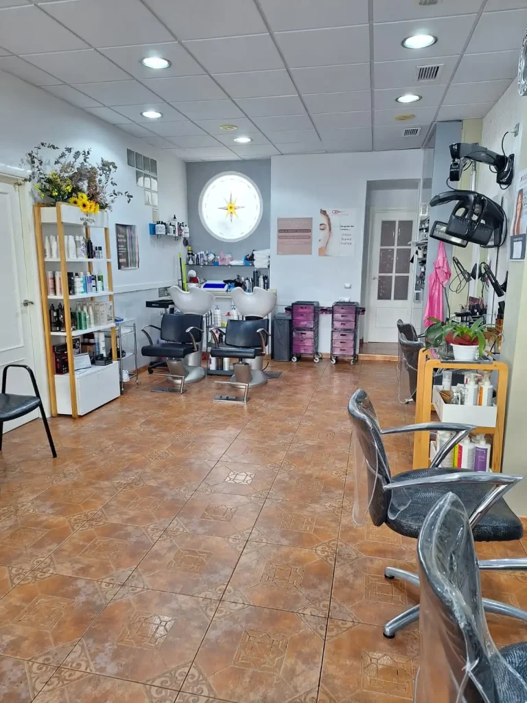 Nuestras instalaciones. Centro de Peluquería y Estética Cristina Cazorla